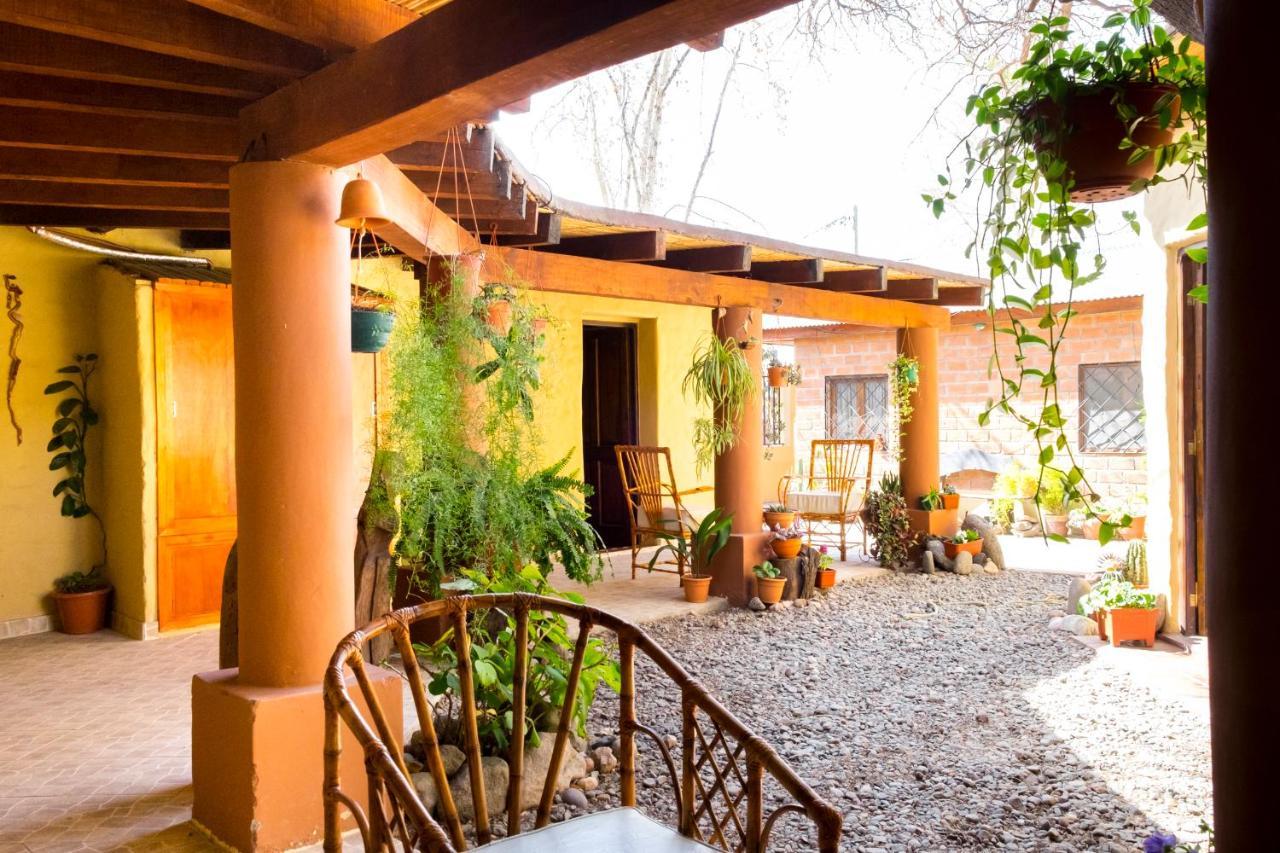 La Montana Bed & Breakfast Cafayate Exterior photo